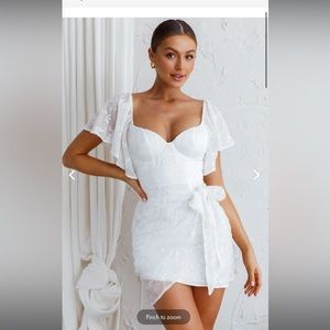 Dress from selfie Leslie